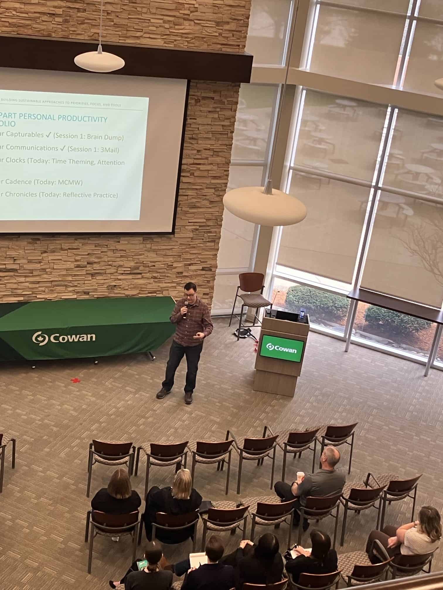 Mike Vardy delivering a workshop to the Cowan Insurance team in Cambridge, Ontario